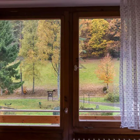 Gasthof Enri Theater Und Bruderhaus 3*