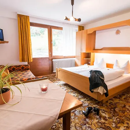 Enri Theater Und Bruderhaus Gasthof Altensteig