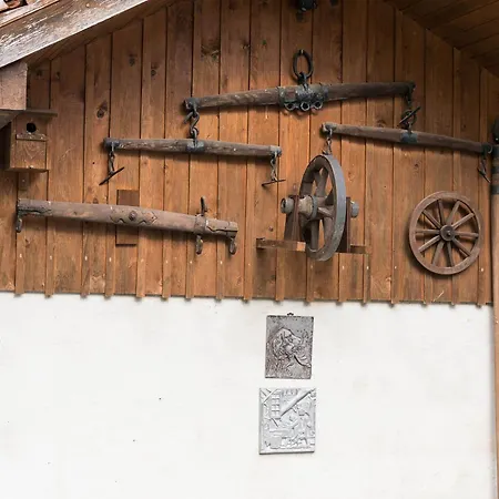 Enri Theater Und Bruderhaus