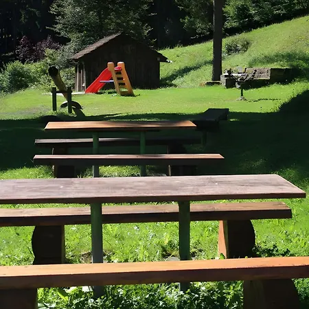 Gasthof Enri Theater Und Bruderhaus